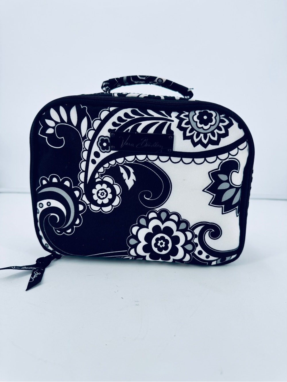 Vera Bradley Midnight Paisley Lighten Up Lunch Mate Black White Bag Retired